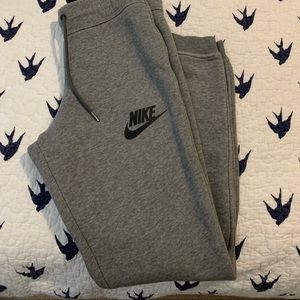 Nike joggers